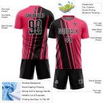 Maillot de football rose fluo à sublimation, uniforme sportif, lignes personnalisées, noir et blanc Maillot de football rose fluo à sublimation, uniforme sportif, lignes personnalisées, noir et blanc