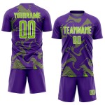Maillot de football à lignes uniformes, violet, vert fluo et blanc, personnalisé, sublimation Maillot de football à lignes uniformes, violet, vert fluo et blanc, personnalisé, sublimation
