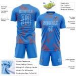 Maillot de football bleu personnalisé avec lignes de sublimation, courbe orange-blanche Maillot de football bleu personnalisé avec lignes de sublimation, courbe orange-blanche